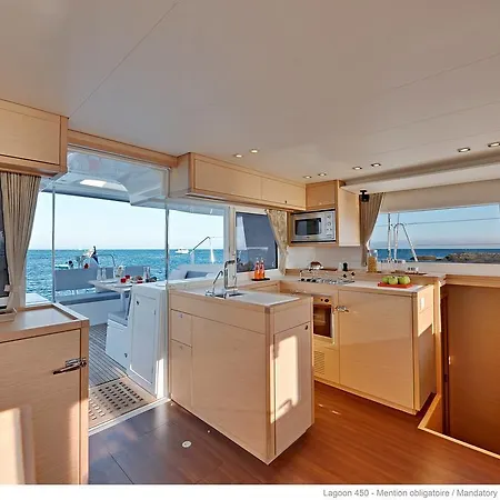 Catamarano Mauticat 3* Pescara