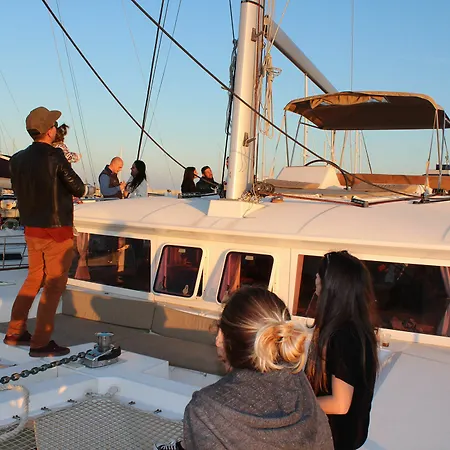 Catamarano Mauticat Bateau-hôtel 3*